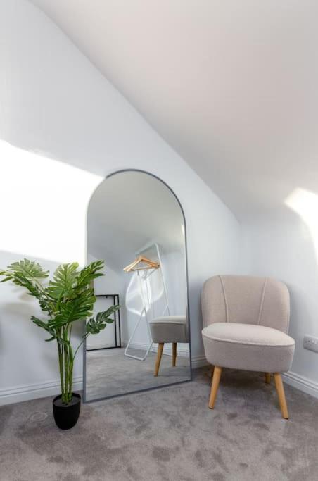 The Stylish 3-Bedroom Maisonette Retreat Stirling Exteriör bild